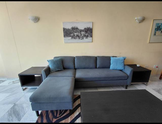 2 BEDROOM APARTMENT TO LET IN SEA POINT